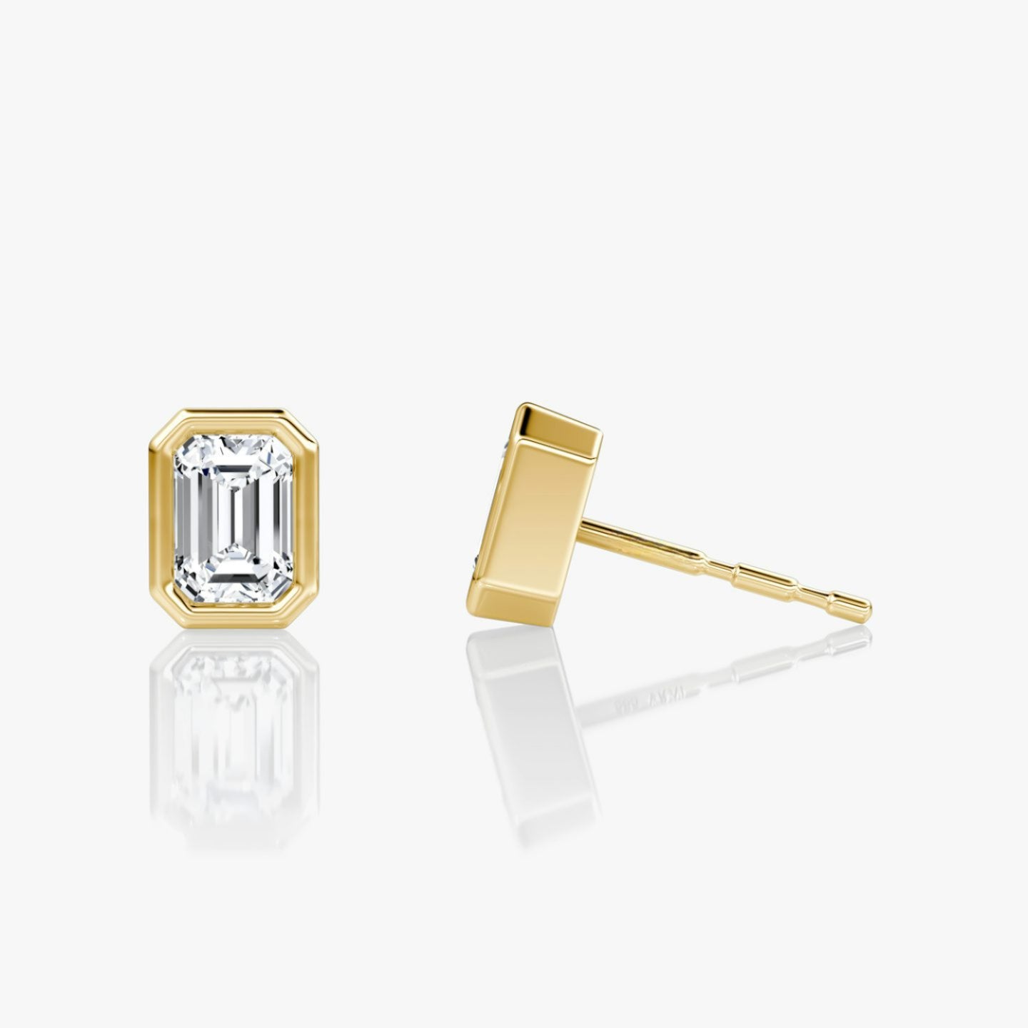 Emerald Bezel Solitaire Stud