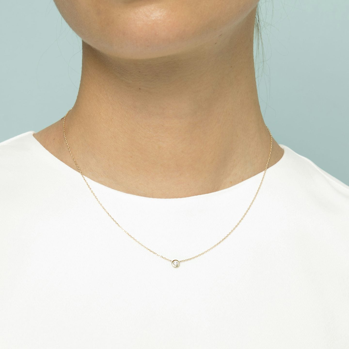 Round Knife-Edge Bezel Necklace