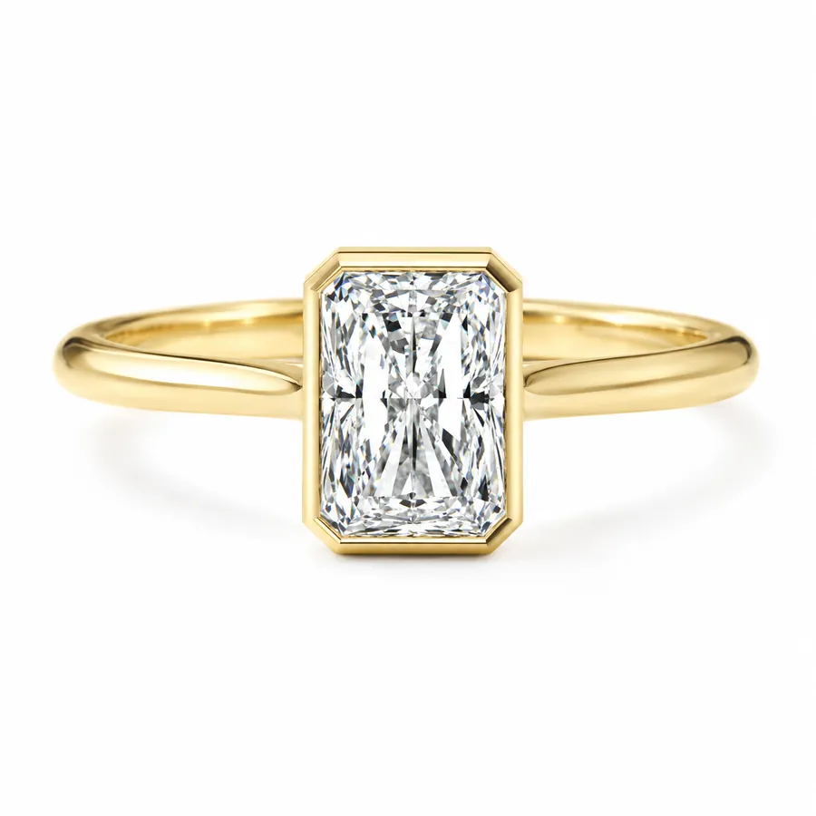 The Portrait — Radiant engagement ring in yellow gold
